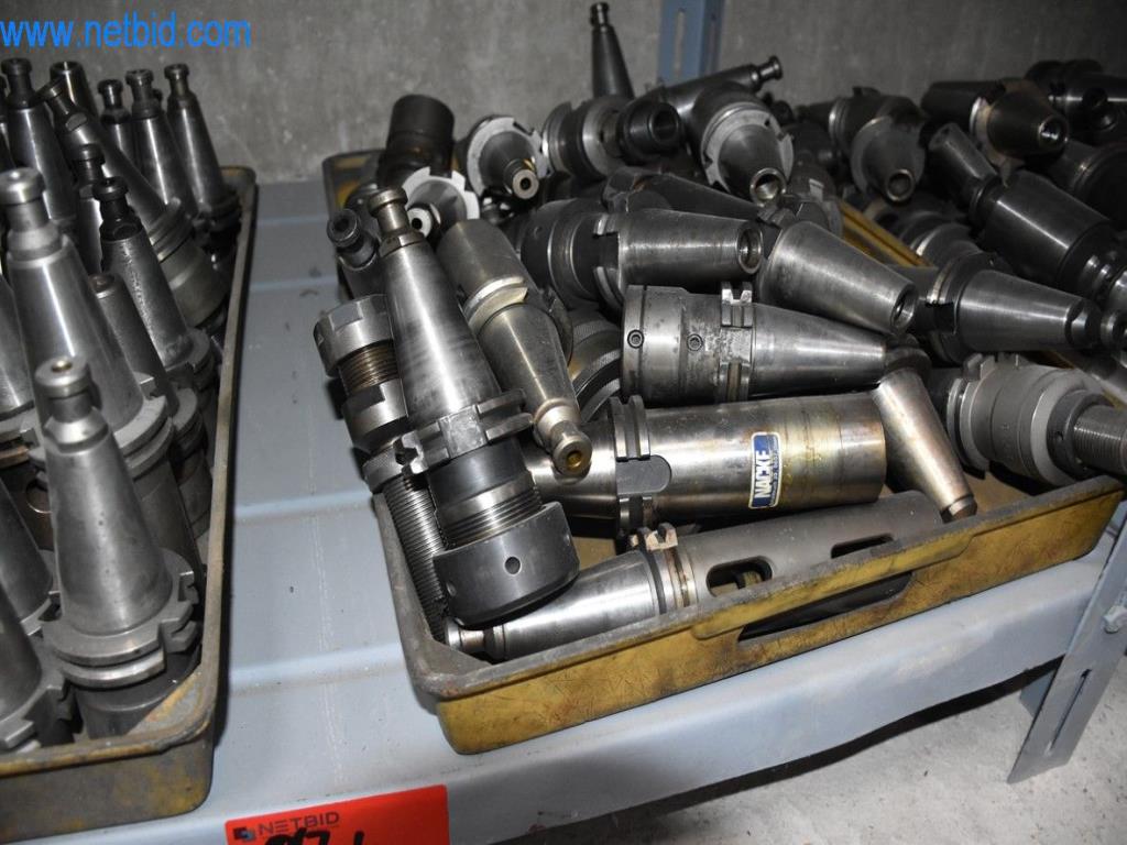 Stroje, provozní zařízení a příslušenství předního světového výrobce napínacích systémů řetězů jsou k dispozici.-6