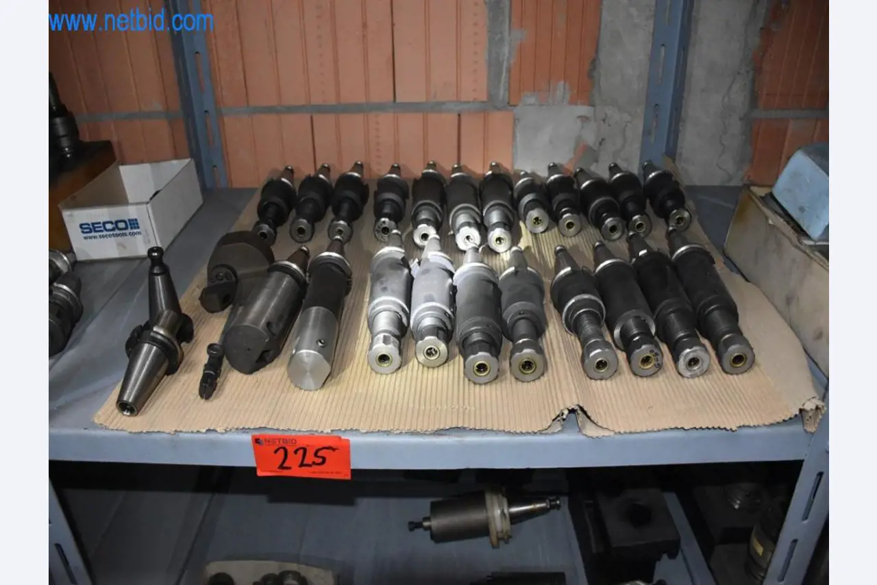 Stroje, provozní zařízení a příslušenství předního světového výrobce napínacích systémů řetězů jsou k dispozici.-5