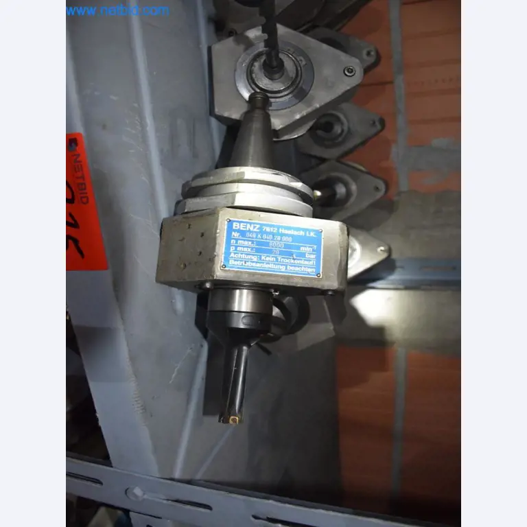 Stroje, provozní zařízení a příslušenství předního světového výrobce napínacích systémů řetězů jsou k dispozici.-6