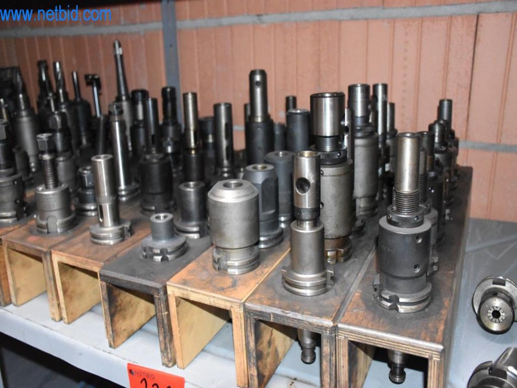 Stroje, provozní zařízení a příslušenství předního světového výrobce napínacích systémů řetězů jsou k dispozici.-3