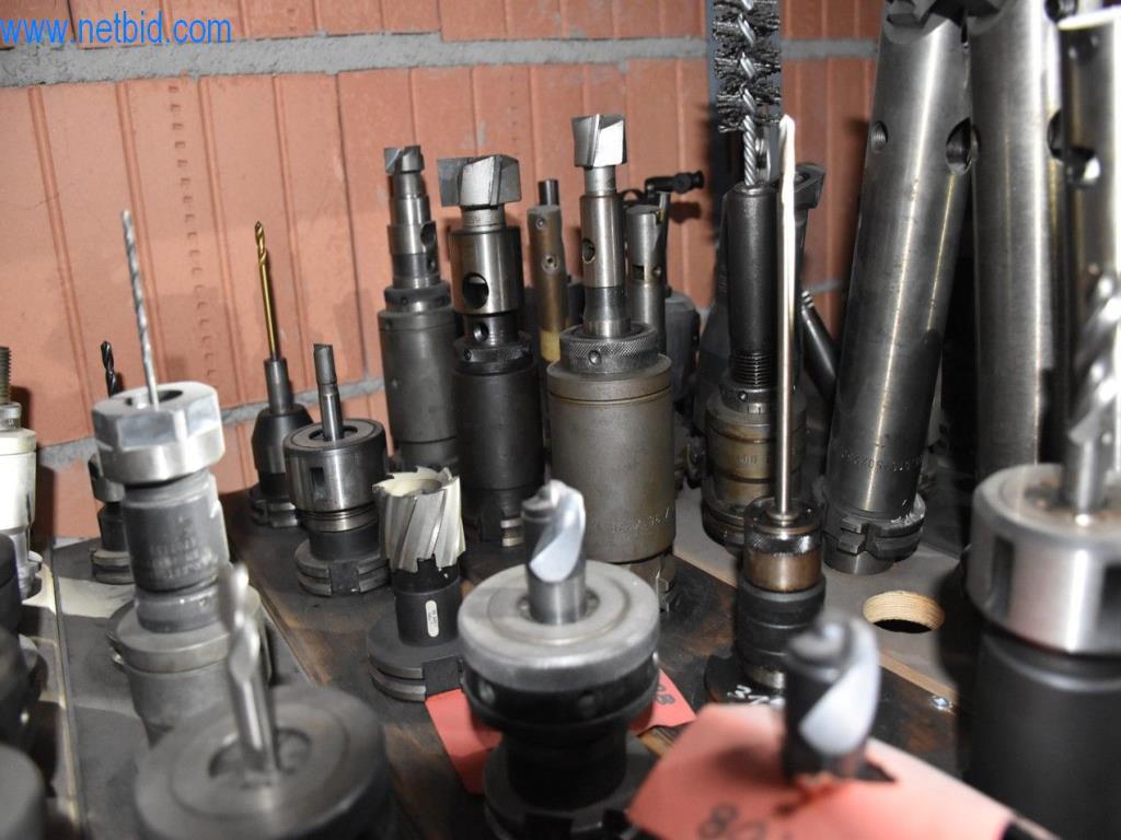 Na voljo so stroji, delovna oprema in dodatki vodilnega svetovnega proizvajalca sistemov za napenjanje verig-6