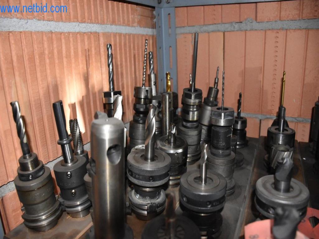 Na voljo so stroji, delovna oprema in dodatki vodilnega svetovnega proizvajalca sistemov za napenjanje verig-7