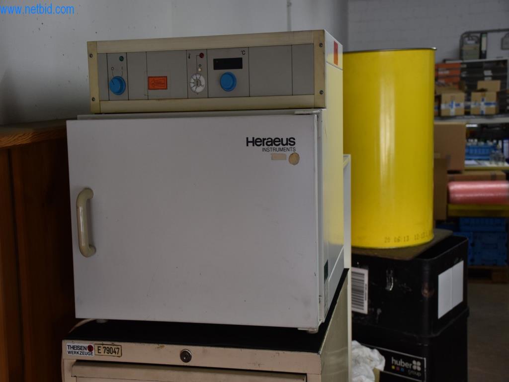 Máquinas, equipos operativos y accesorios de un líder mundial en el mercado de sistemas de tensado de cadenas.-2