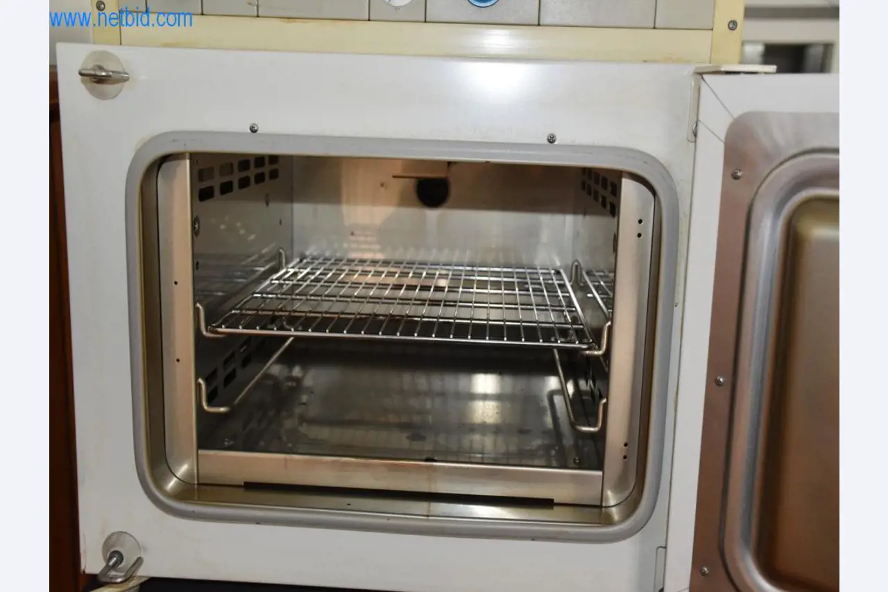 Máquinas, equipos operativos y accesorios de un líder mundial en el mercado de sistemas de tensado de cadenas.-3