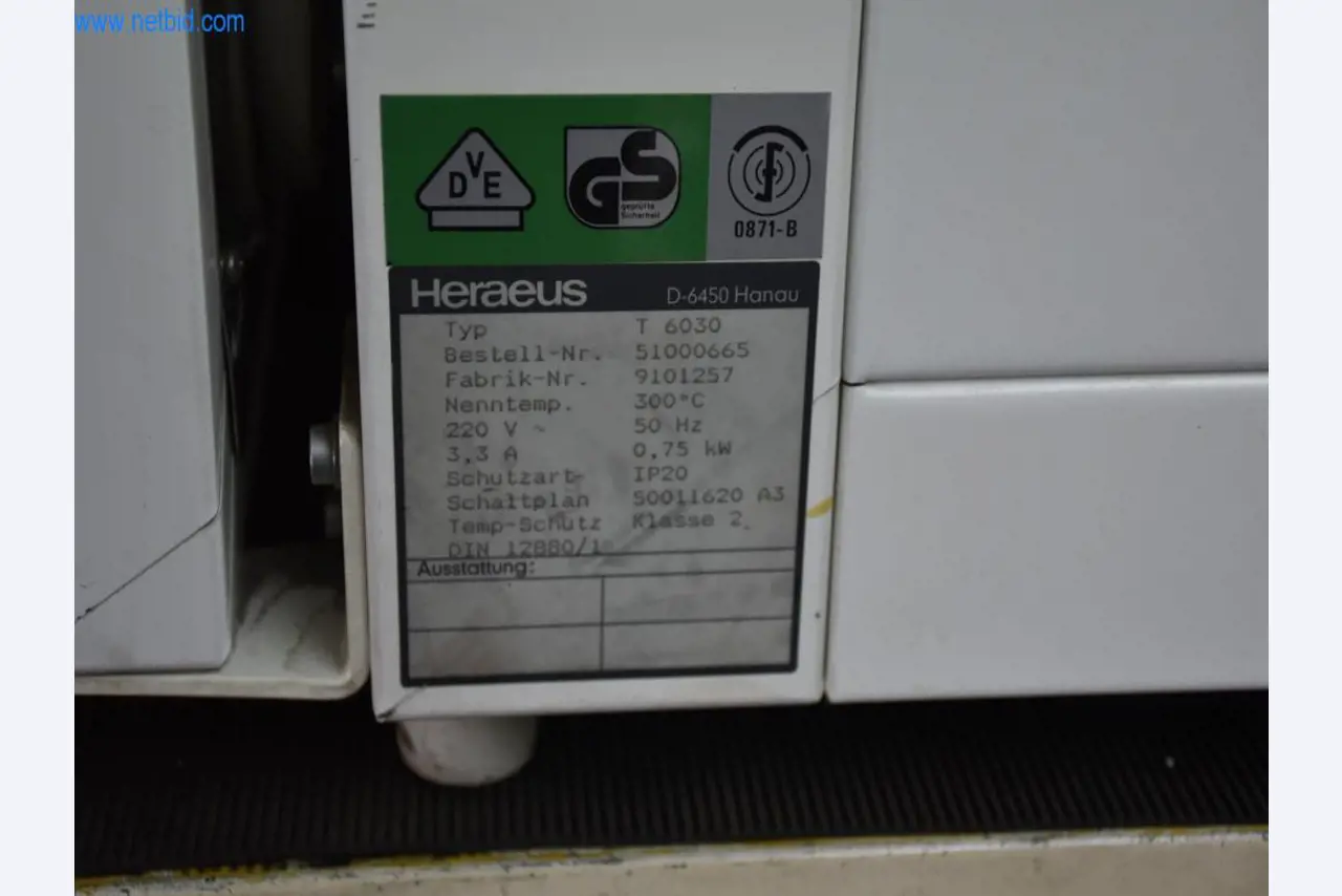 Máquinas, equipos operativos y accesorios de un líder mundial en el mercado de sistemas de tensado de cadenas.-4