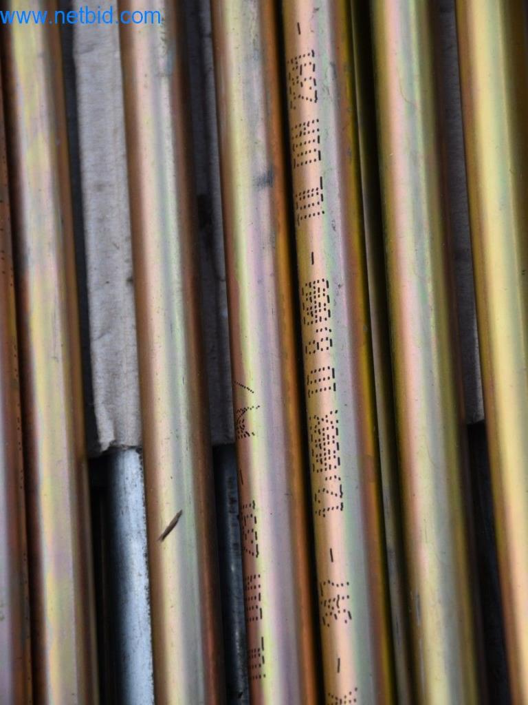 Máquinas, equipos operativos y accesorios de un líder mundial en el mercado de sistemas de tensado de cadenas.-6