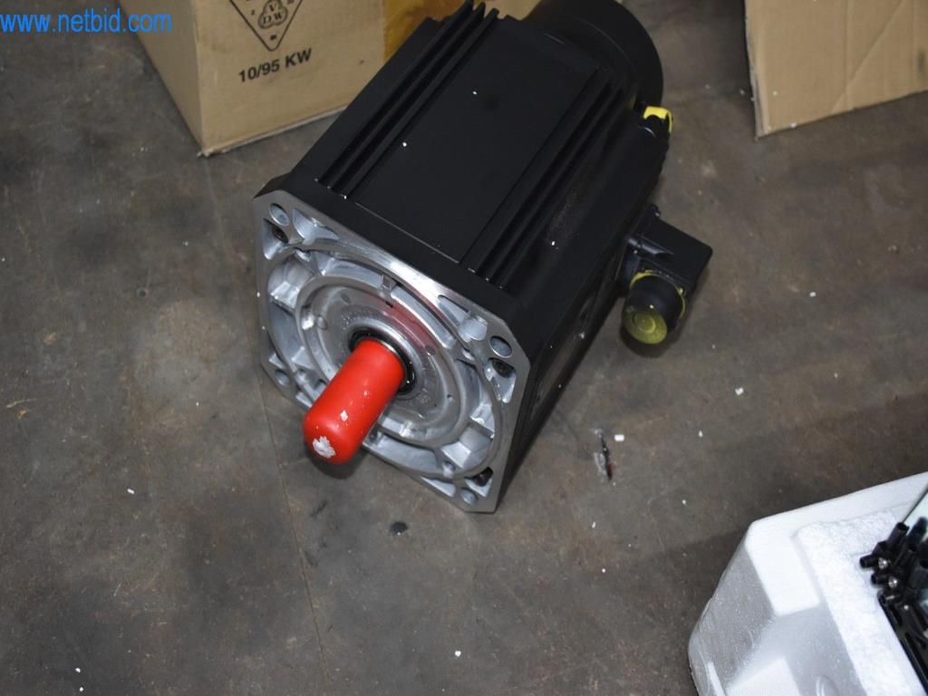 Maszyny, sprzęt operacyjny i akcesoria światowego lidera na rynku systemów napinania łańcuchów stają się dostępne.-2