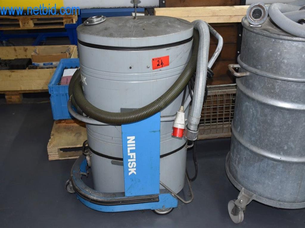 Máquinas, equipos operativos y accesorios de un líder mundial en el mercado de sistemas de tensado de cadenas.-2