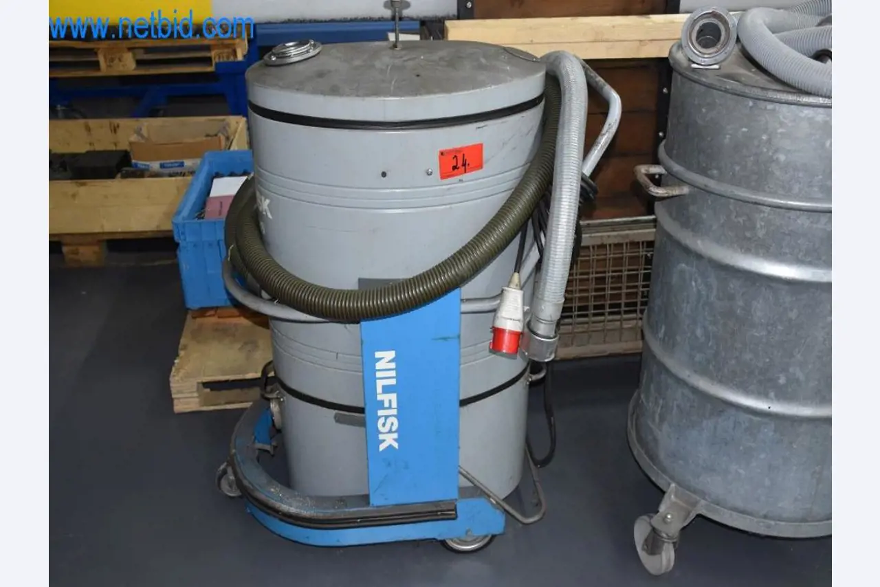 Máquinas, equipos operativos y accesorios de un líder mundial en el mercado de sistemas de tensado de cadenas.-2