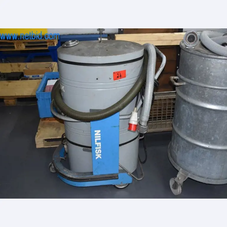 Máquinas, equipos operativos y accesorios de un líder mundial en el mercado de sistemas de tensado de cadenas.-2