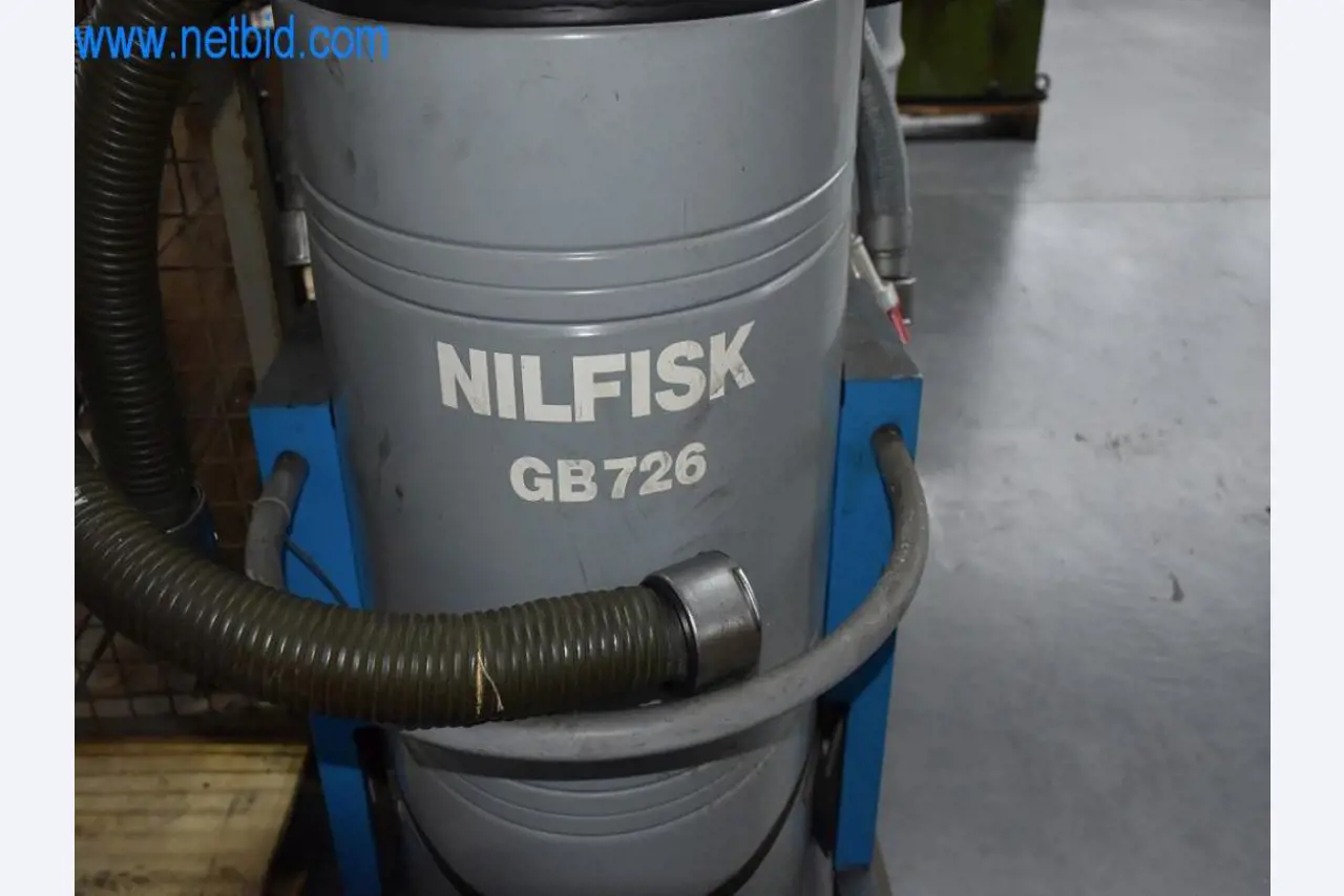 Máquinas, equipos operativos y accesorios de un líder mundial en el mercado de sistemas de tensado de cadenas.-3