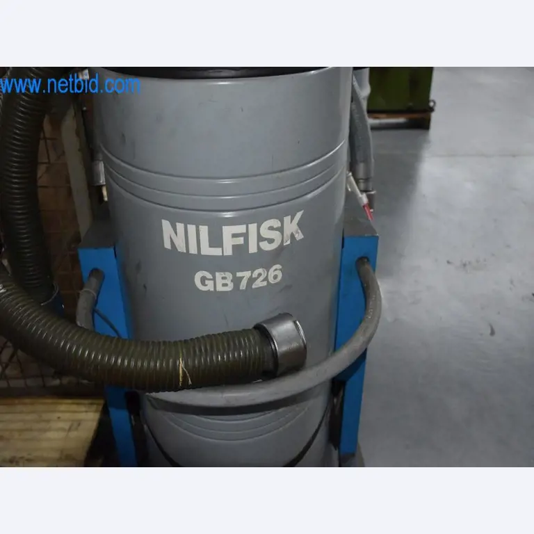 Máquinas, equipos operativos y accesorios de un líder mundial en el mercado de sistemas de tensado de cadenas.-3