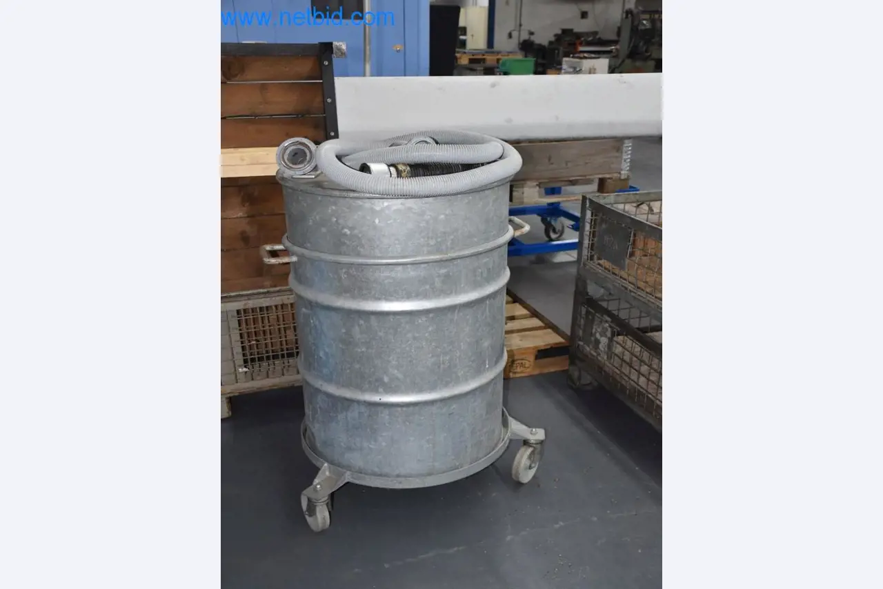 Máquinas, equipos operativos y accesorios de un líder mundial en el mercado de sistemas de tensado de cadenas.-5