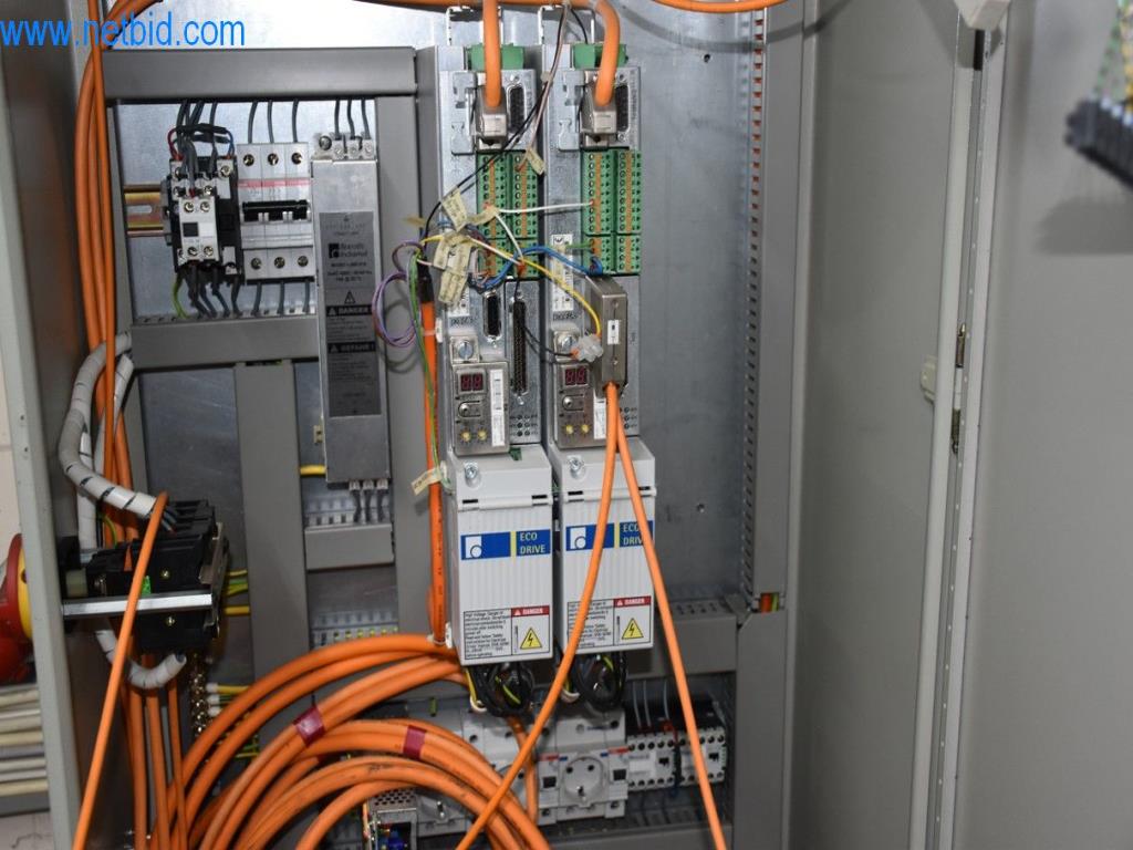 Na voljo so stroji, delovna oprema in dodatki vodilnega svetovnega proizvajalca sistemov za napenjanje verig-2