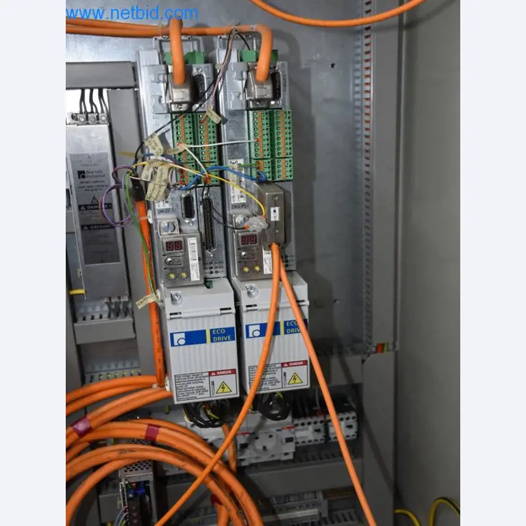 Na voljo so stroji, delovna oprema in dodatki vodilnega svetovnega proizvajalca sistemov za napenjanje verig-3