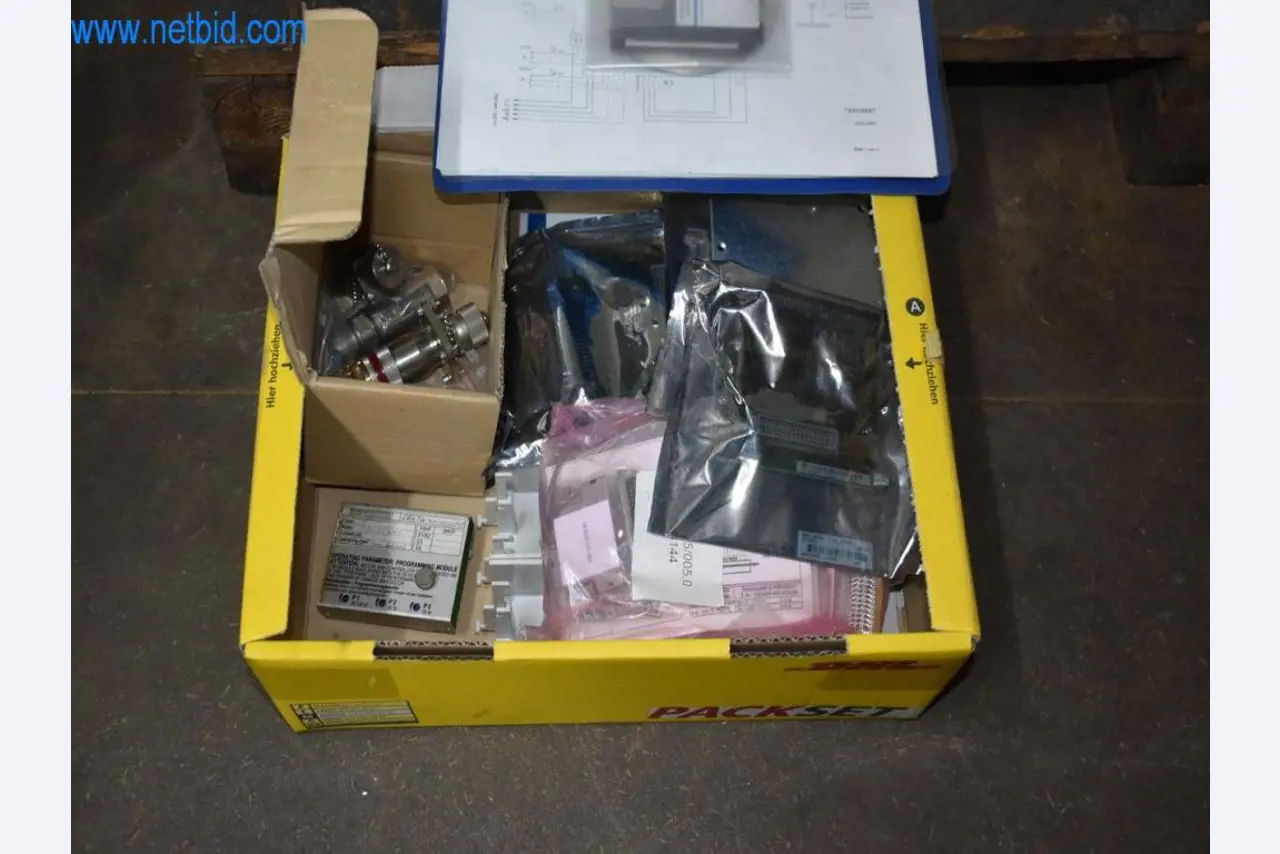 Na voljo so stroji, delovna oprema in dodatki vodilnega svetovnega proizvajalca sistemov za napenjanje verig-6