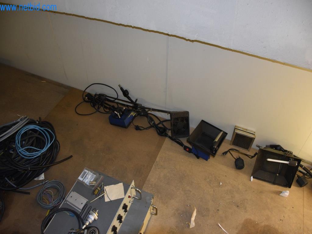 Stroje, provozní zařízení a příslušenství předního světového výrobce napínacích systémů řetězů jsou k dispozici.-18