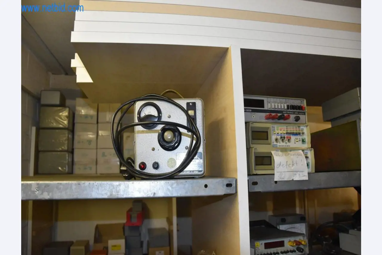 Disponibilização de máquinas, equipamento operacional e acessórios de um líder mundial de mercado para sistemas de tensionamento de correntes-26