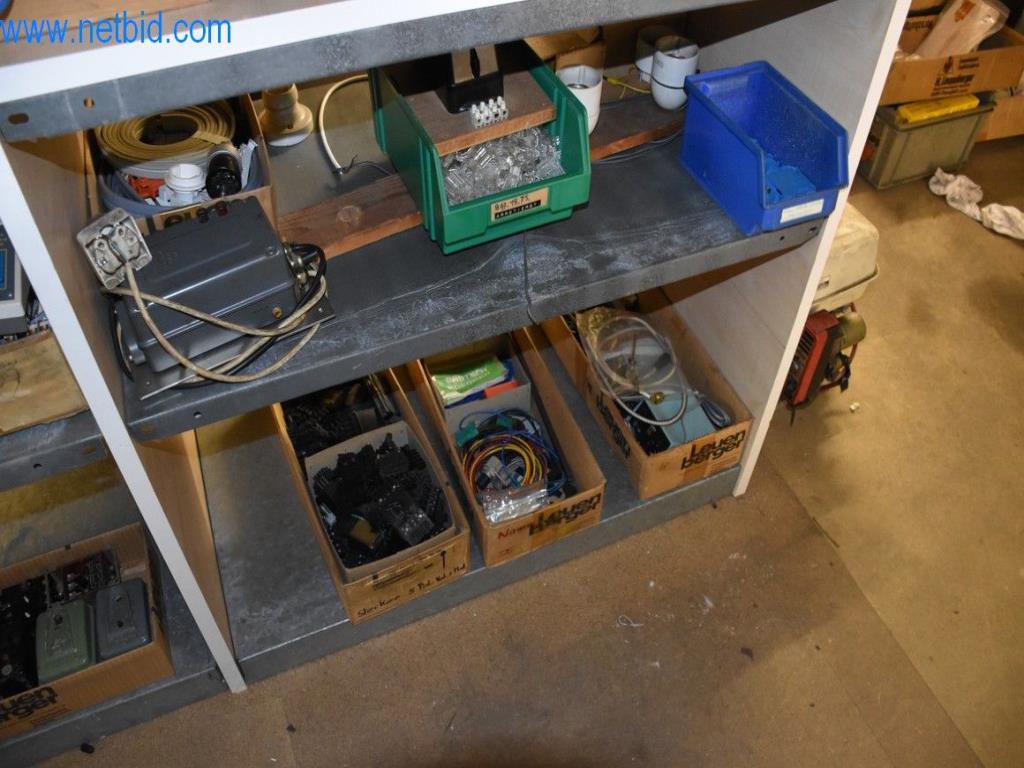 Stroje, provozní zařízení a příslušenství předního světového výrobce napínacích systémů řetězů jsou k dispozici.-9