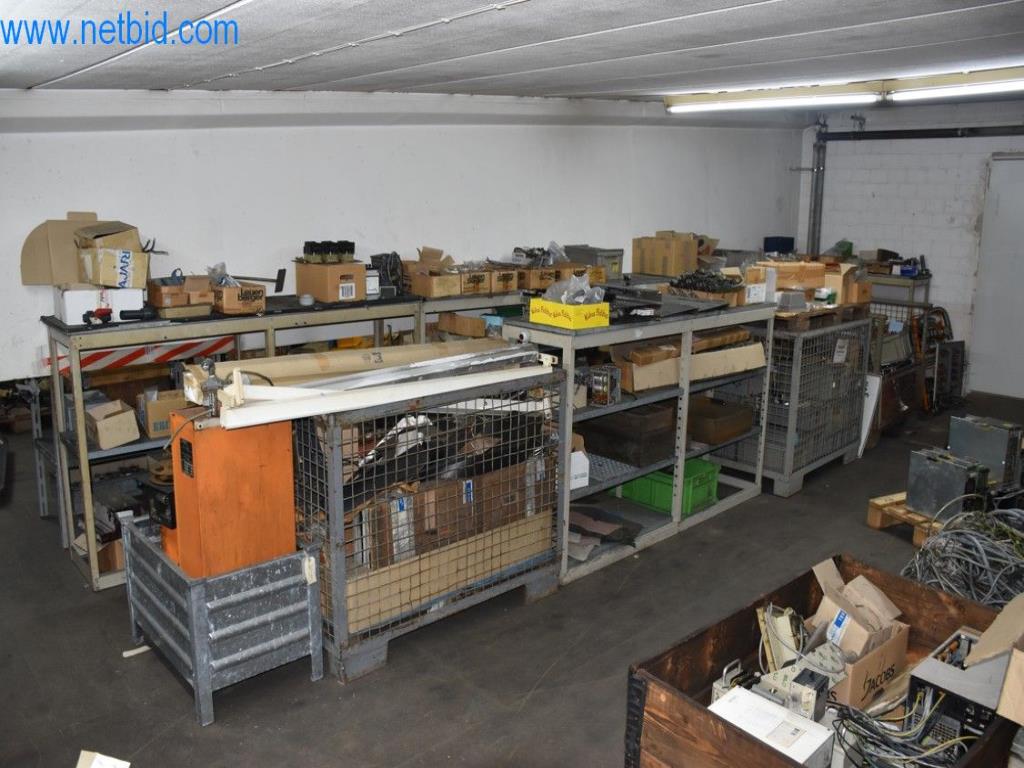 Na voljo so stroji, delovna oprema in dodatki vodilnega svetovnega proizvajalca sistemov za napenjanje verig-1