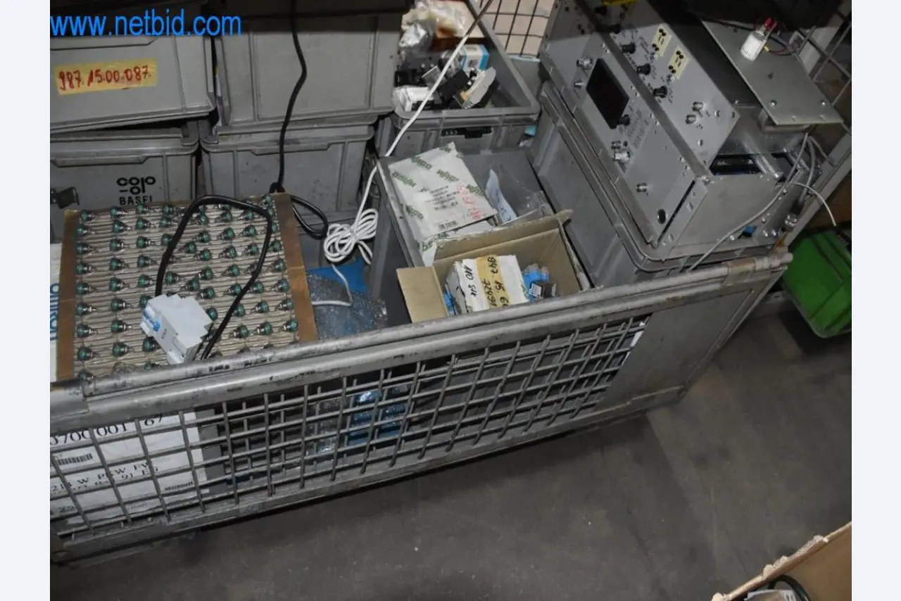 Disponibilização de máquinas, equipamento operacional e acessórios de um líder mundial de mercado para sistemas de tensionamento de correntes-8