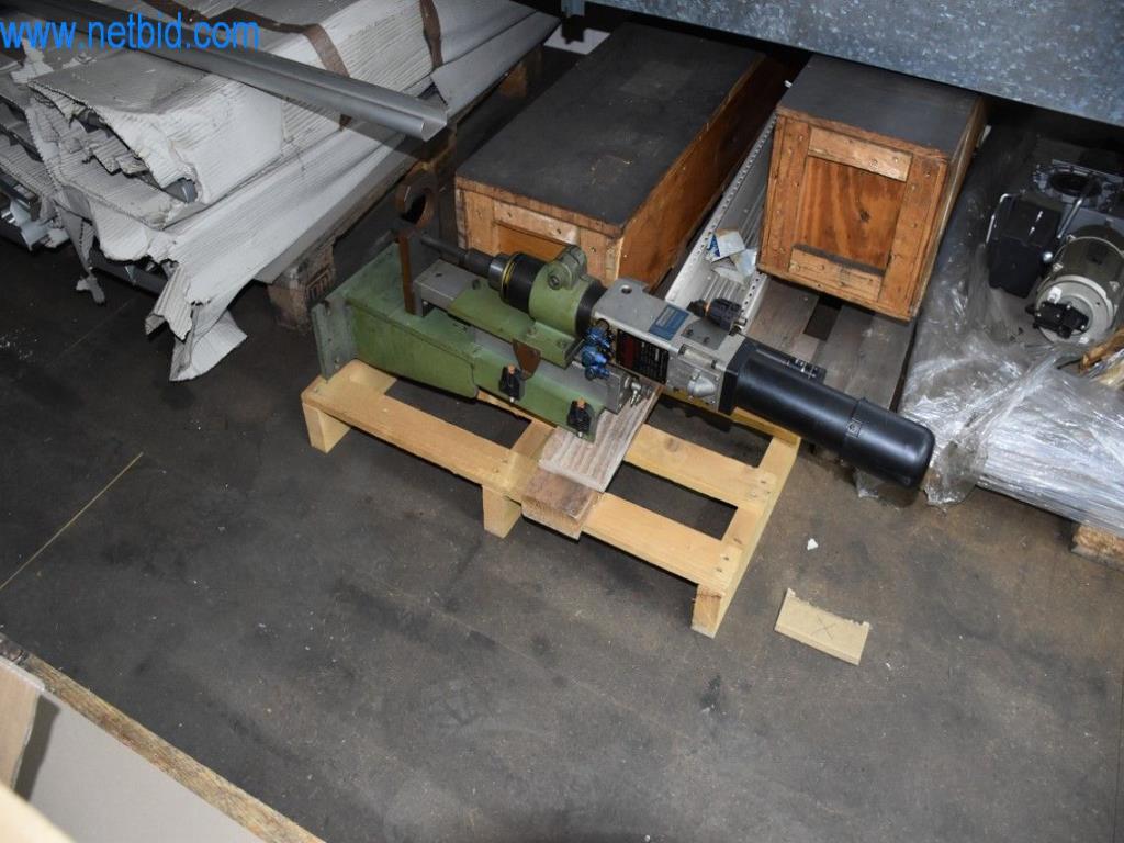 Máquinas, equipos operativos y accesorios de un líder mundial en el mercado de sistemas de tensado de cadenas.-14