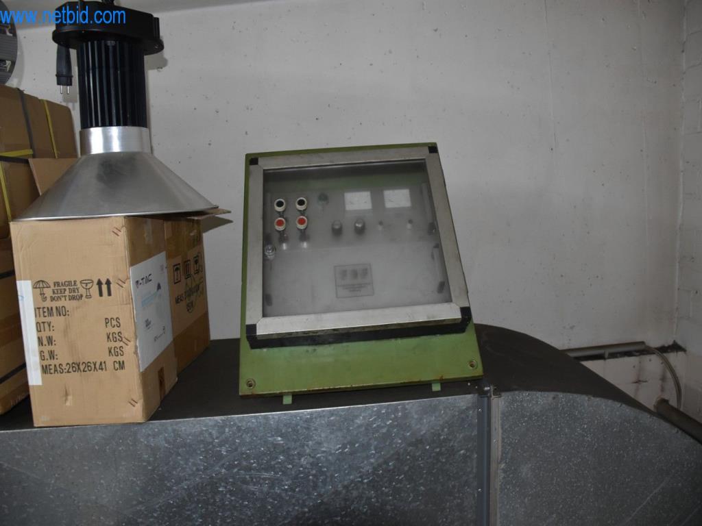 Máquinas, equipos operativos y accesorios de un líder mundial en el mercado de sistemas de tensado de cadenas.-17