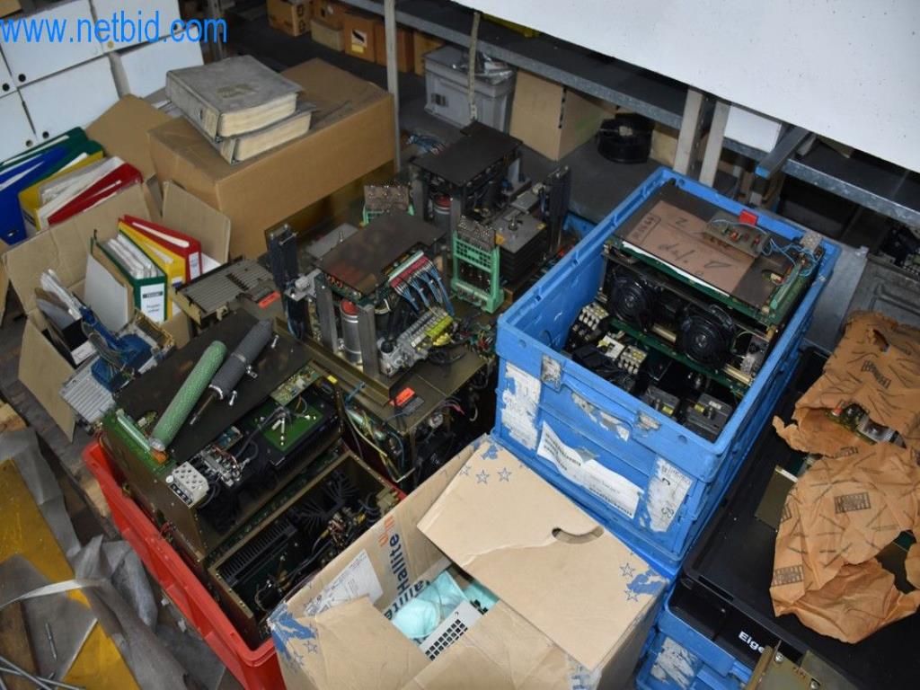 Máquinas, equipos operativos y accesorios de un líder mundial en el mercado de sistemas de tensado de cadenas.-25