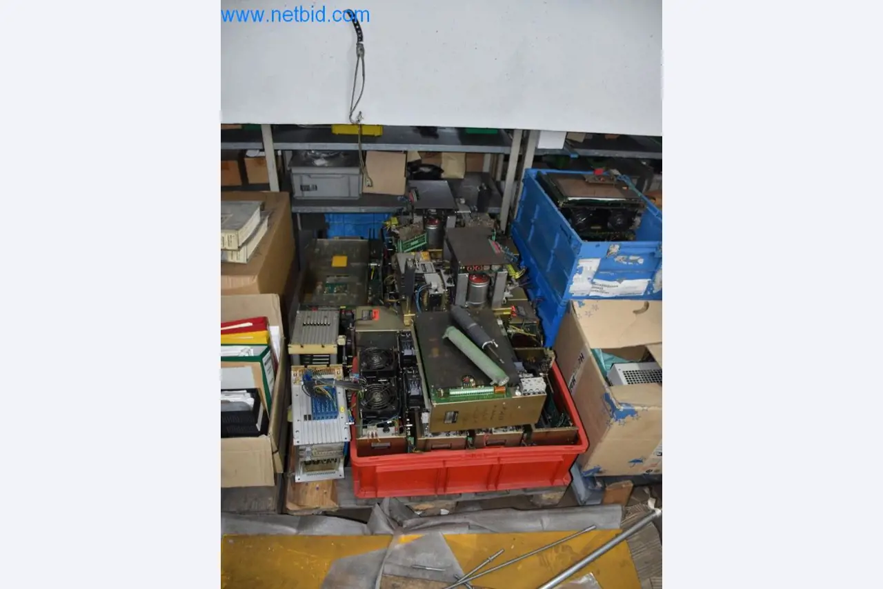 Disponibilização de máquinas, equipamento operacional e acessórios de um líder mundial de mercado para sistemas de tensionamento de correntes-3