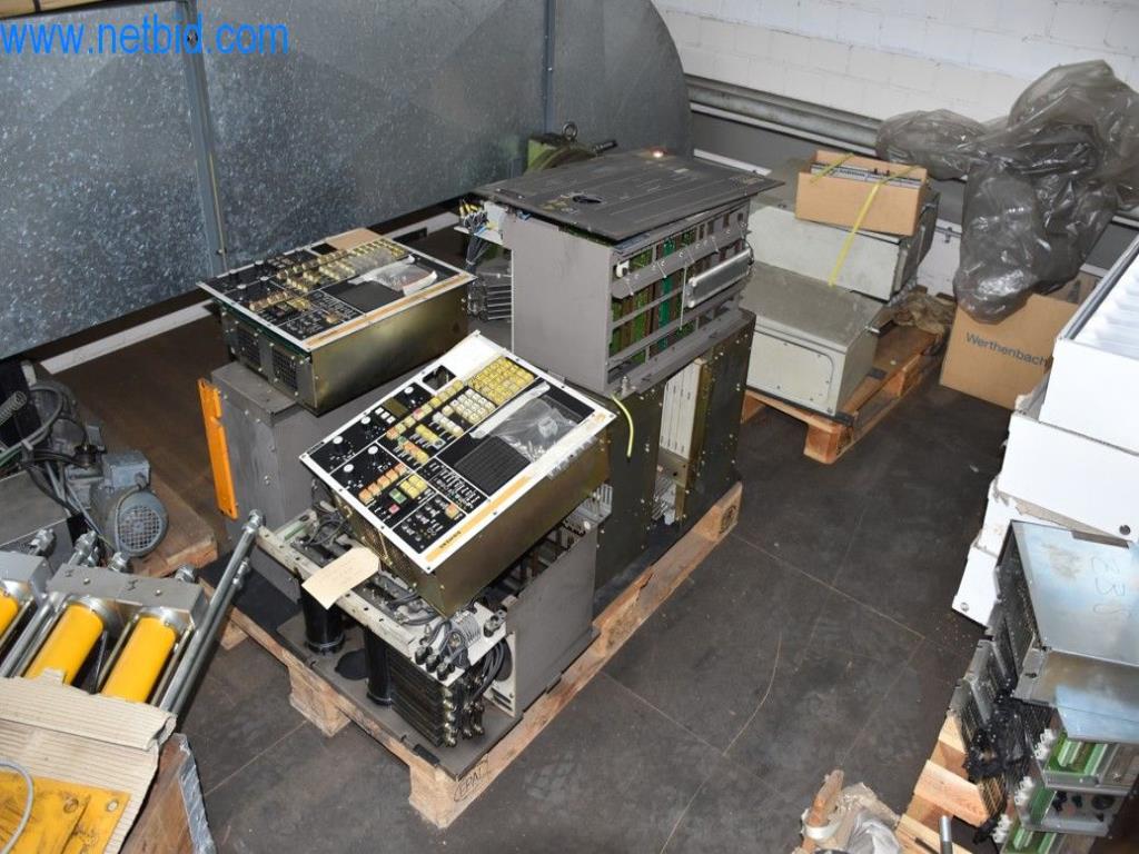 Máquinas, equipos operativos y accesorios de un líder mundial en el mercado de sistemas de tensado de cadenas.-6