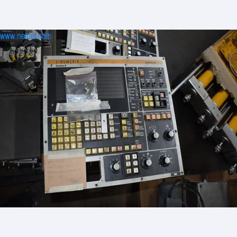 Disponibilização de máquinas, equipamento operacional e acessórios de um líder mundial de mercado para sistemas de tensionamento de correntes-7