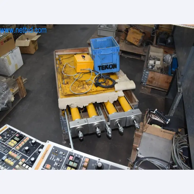 Disponibilização de máquinas, equipamento operacional e acessórios de um líder mundial de mercado para sistemas de tensionamento de correntes-8
