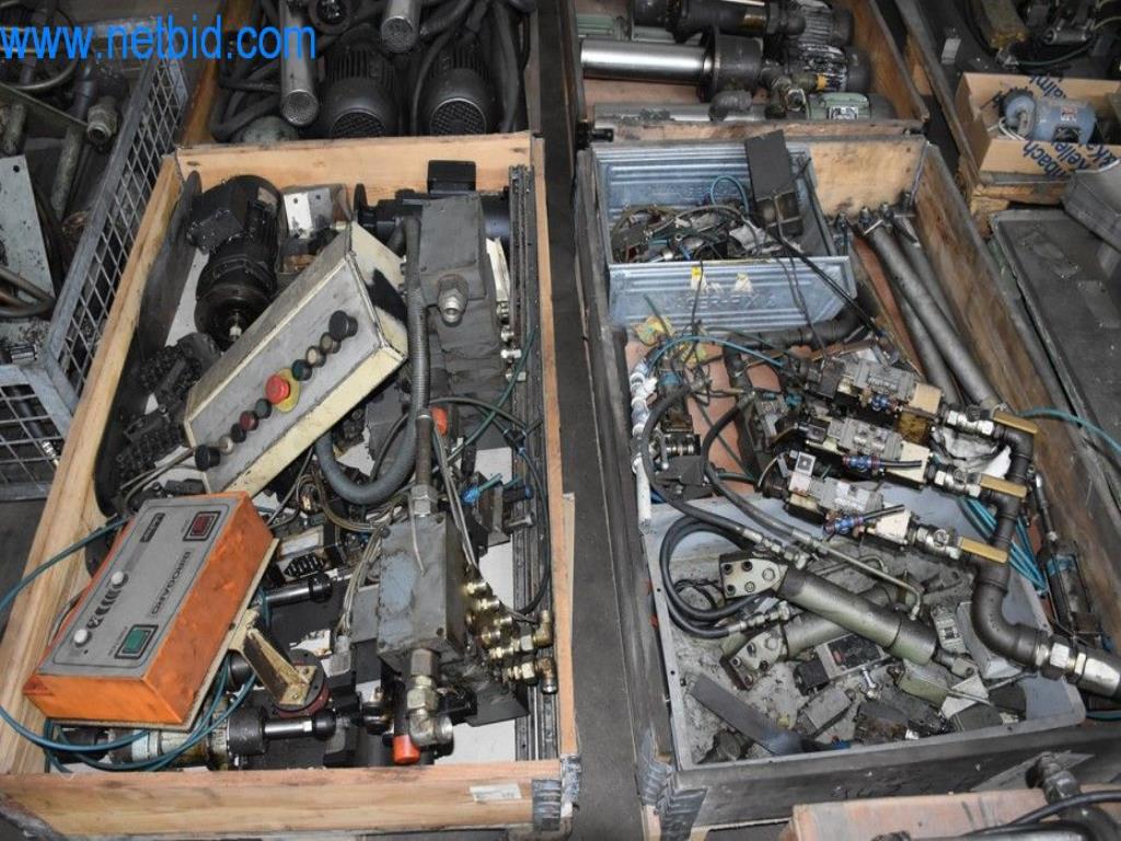 Máquinas, equipos operativos y accesorios de un líder mundial en el mercado de sistemas de tensado de cadenas.-16