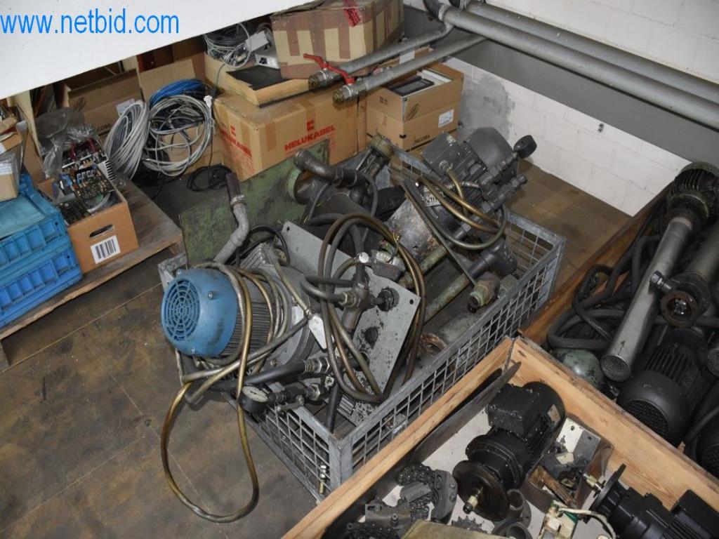 Máquinas, equipos operativos y accesorios de un líder mundial en el mercado de sistemas de tensado de cadenas.-18