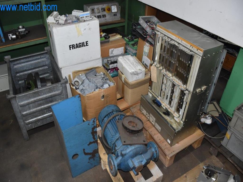 Máquinas, equipos operativos y accesorios de un líder mundial en el mercado de sistemas de tensado de cadenas.-19