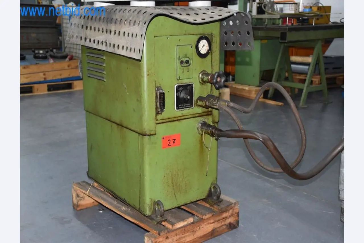 Maszyny, sprzęt operacyjny i akcesoria światowego lidera na rynku systemów napinania łańcuchów stają się dostępne.-1