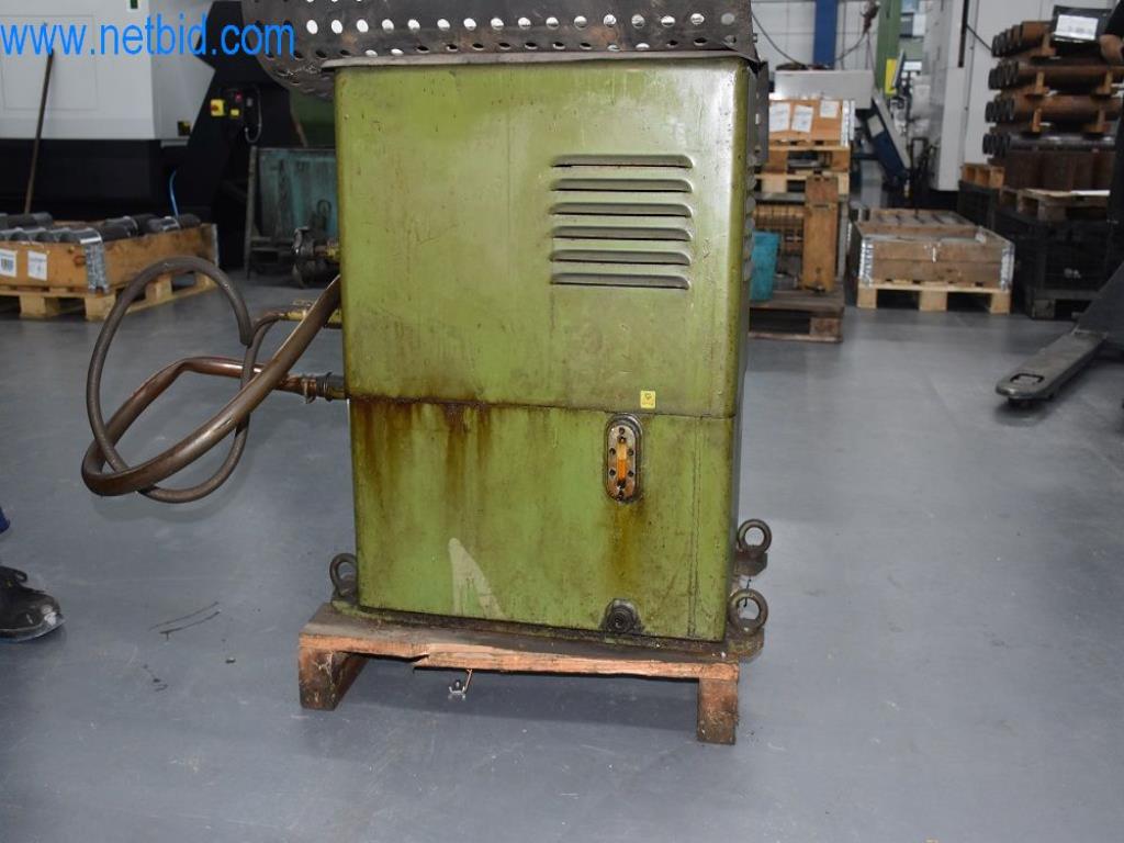 Na voljo so stroji, delovna oprema in dodatki vodilnega svetovnega proizvajalca sistemov za napenjanje verig-3