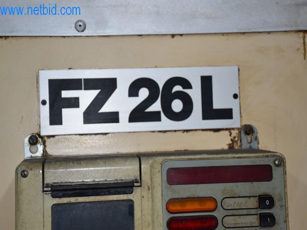 Na voljo so stroji, delovna oprema in dodatki vodilnega svetovnega proizvajalca sistemov za napenjanje verig-10