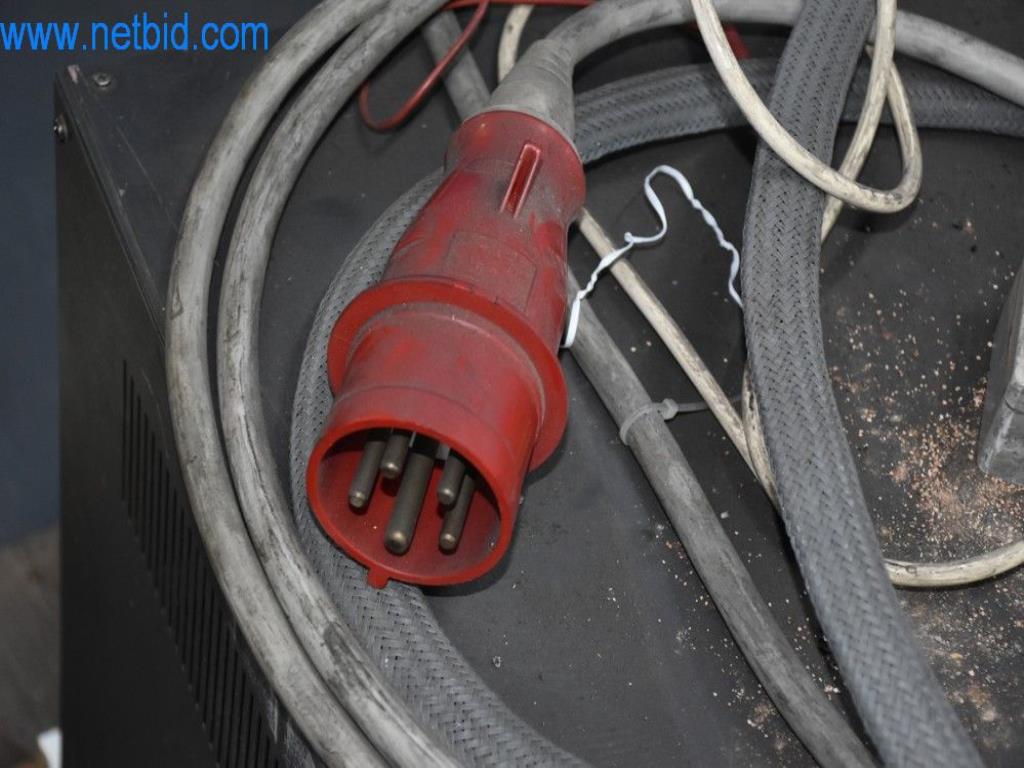 Na voljo so stroji, delovna oprema in dodatki vodilnega svetovnega proizvajalca sistemov za napenjanje verig-3