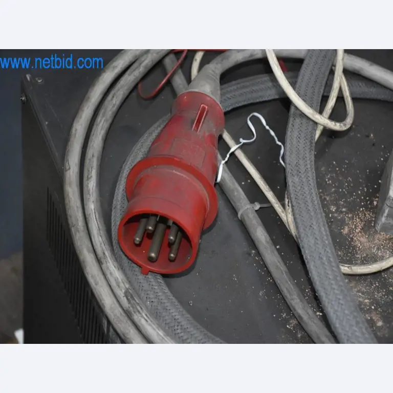 Na voljo so stroji, delovna oprema in dodatki vodilnega svetovnega proizvajalca sistemov za napenjanje verig-3