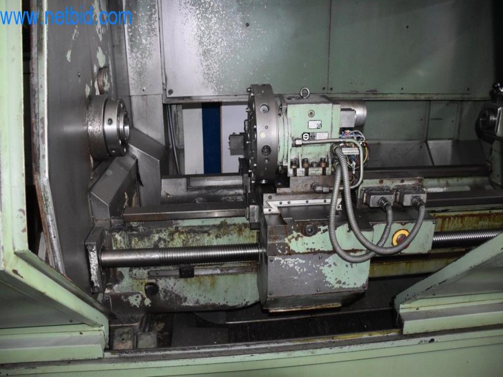 Máquinas, equipos operativos y accesorios de un líder mundial en el mercado de sistemas de tensado de cadenas.-2