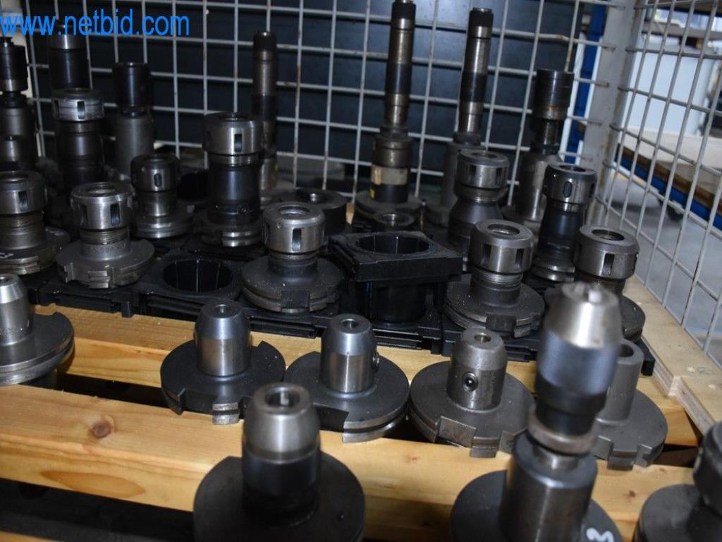 Na voljo so stroji, delovna oprema in dodatki vodilnega svetovnega proizvajalca sistemov za napenjanje verig-4