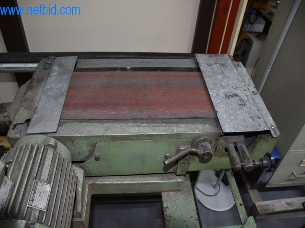 Disponibilização de máquinas, equipamento operacional e acessórios de um líder mundial de mercado para sistemas de tensionamento de correntes-3