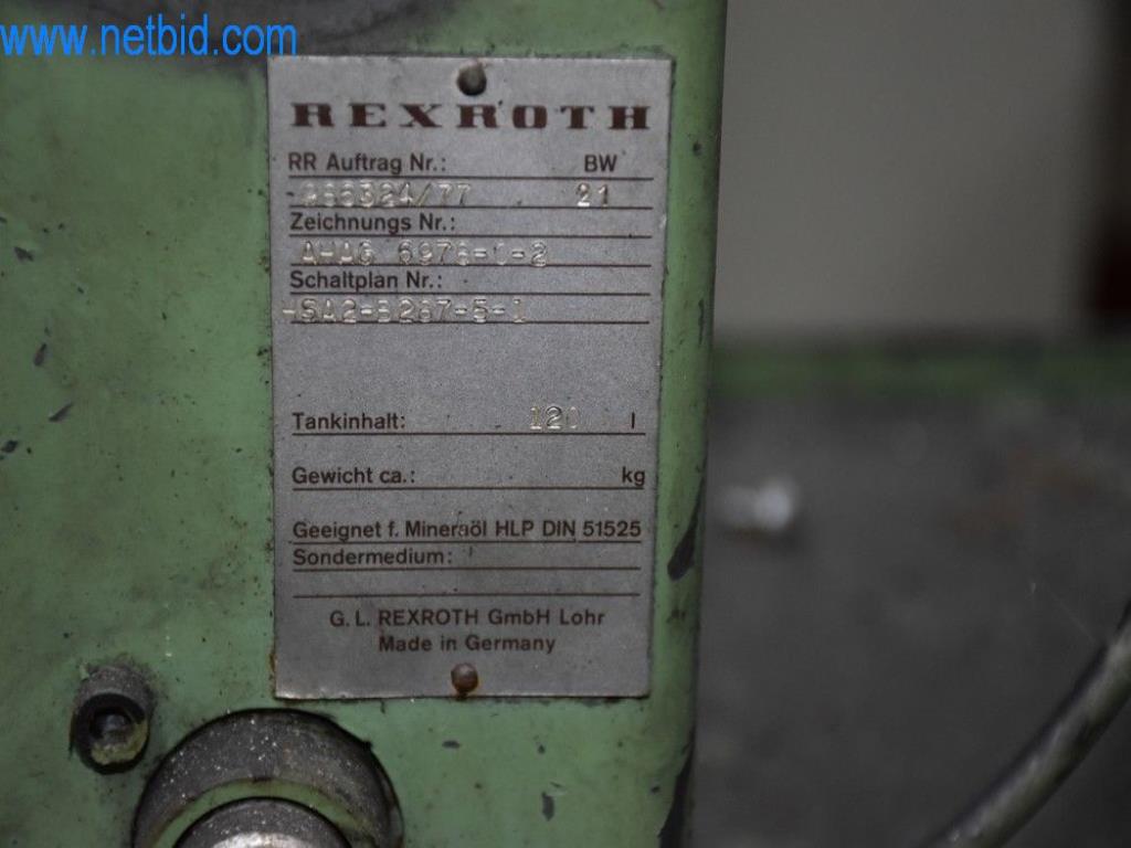 Máquinas, equipos operativos y accesorios de un líder mundial en el mercado de sistemas de tensado de cadenas.-3