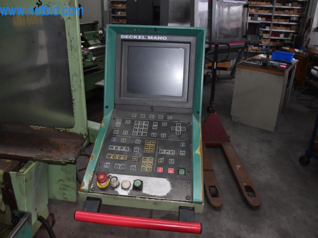 Máquinas, equipos operativos y accesorios de un líder mundial en el mercado de sistemas de tensado de cadenas.-5