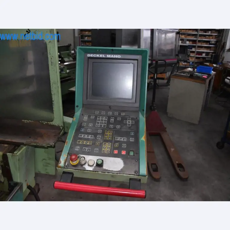 Machines, operating equipment and accessories of a world market leader for chain tensioning systems-5