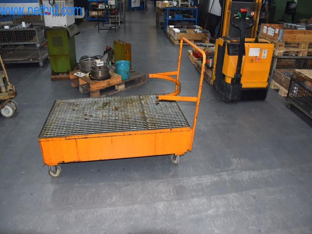 Stroje, provozní zařízení a příslušenství předního světového výrobce napínacích systémů řetězů jsou k dispozici.-1