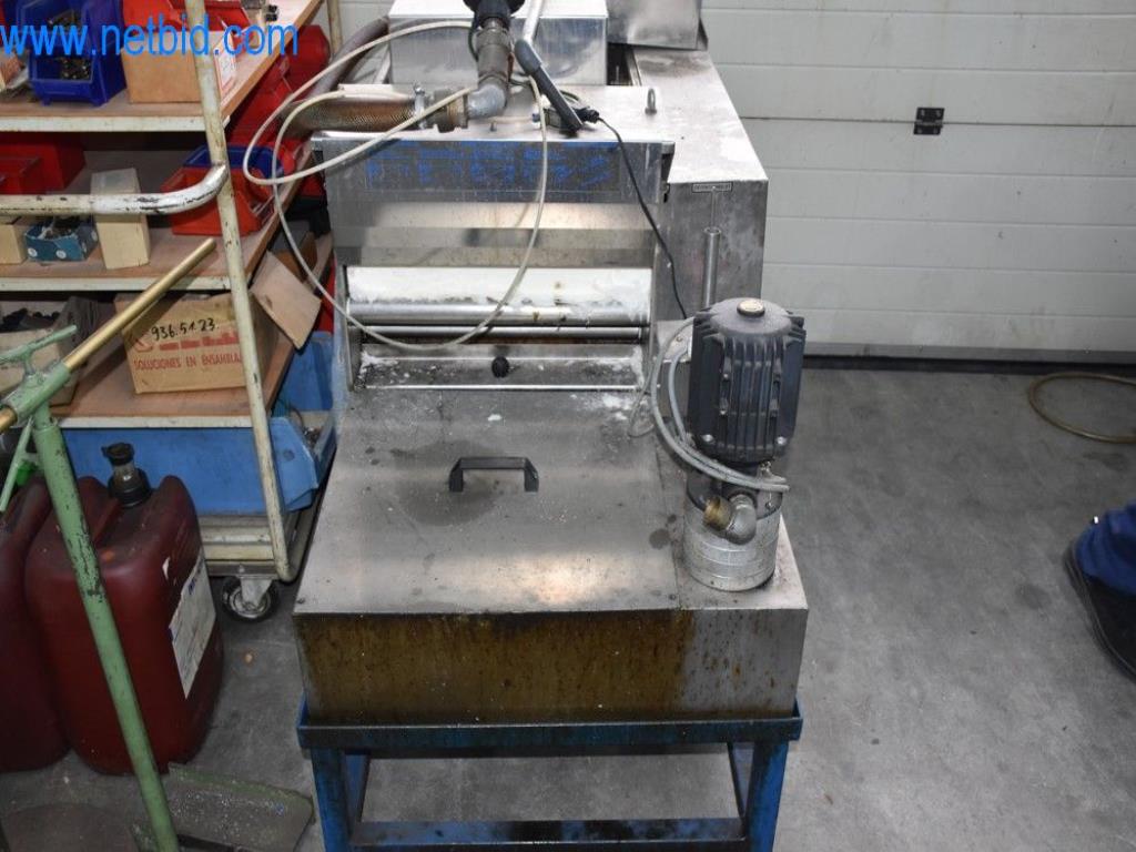 Máquinas, equipos operativos y accesorios de un líder mundial en el mercado de sistemas de tensado de cadenas.-4