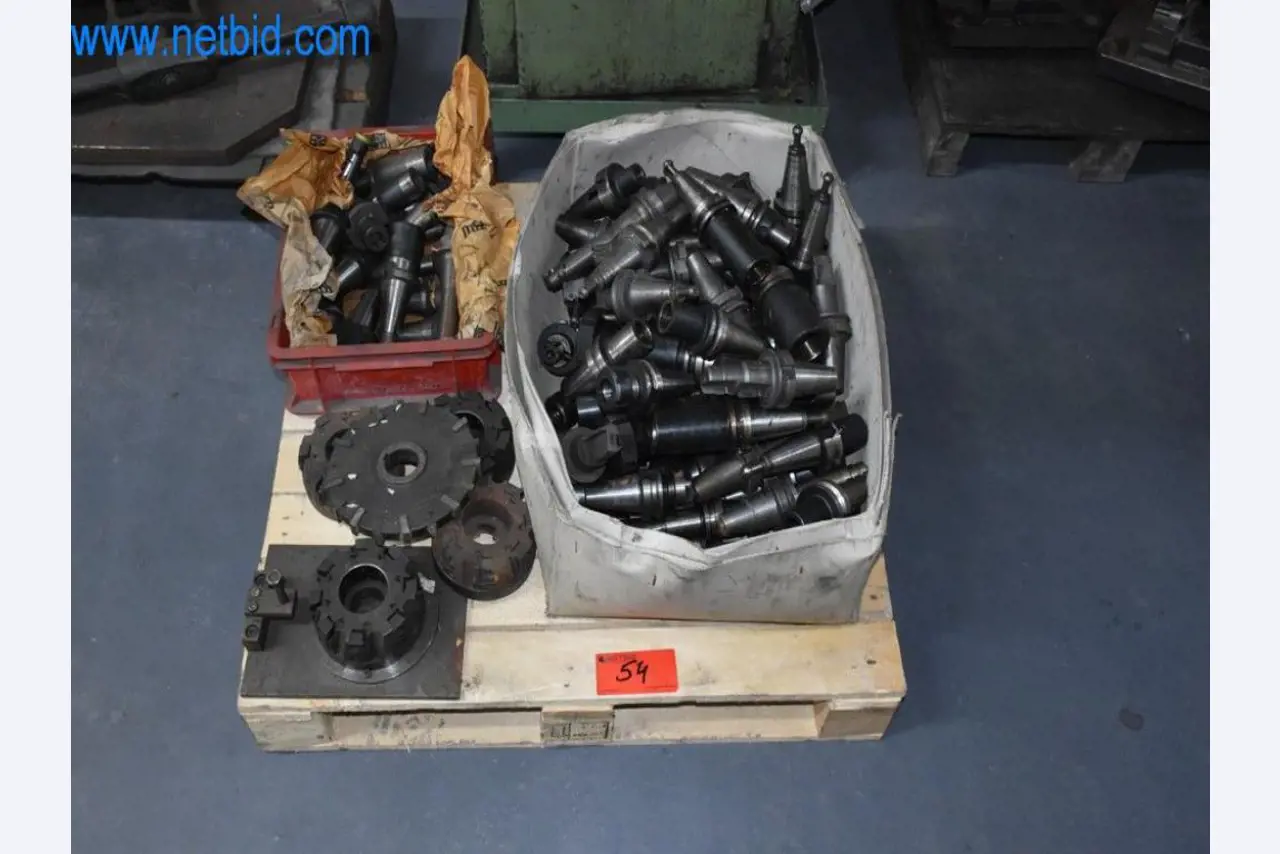 Maszyny, sprzęt operacyjny i akcesoria światowego lidera na rynku systemów napinania łańcuchów stają się dostępne.-1