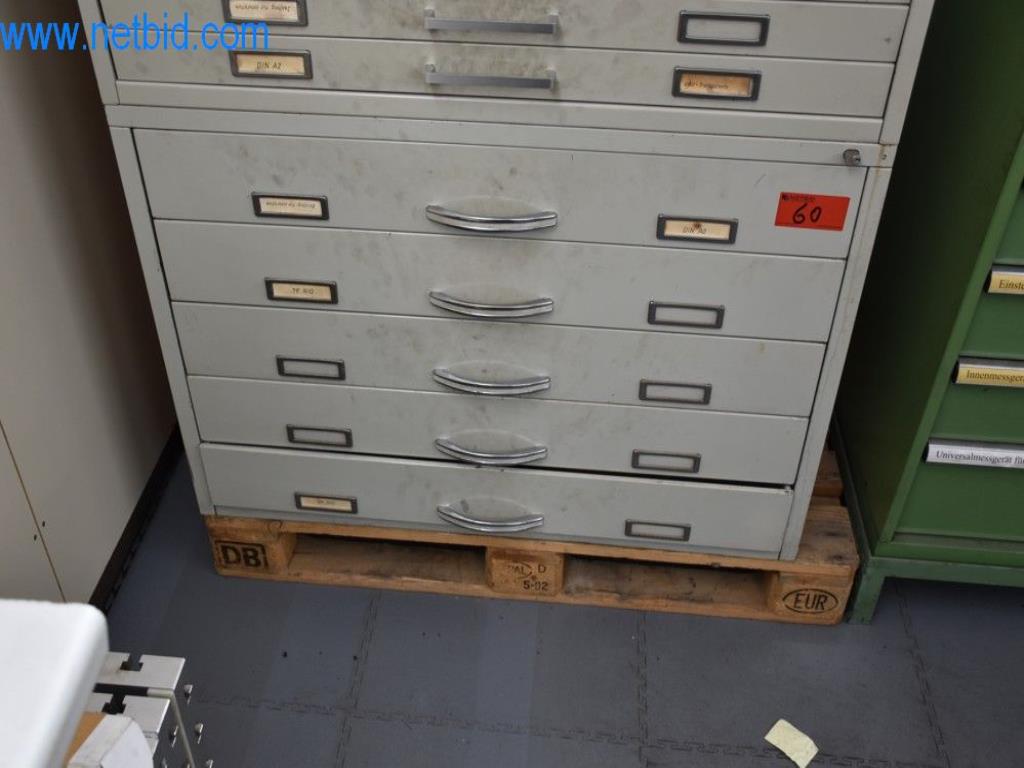 Stroje, provozní zařízení a příslušenství předního světového výrobce napínacích systémů řetězů jsou k dispozici.-1